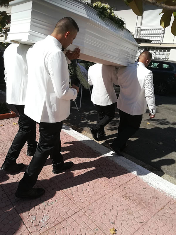 τελετες μανωλιτση